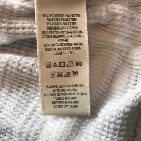 Free People long sleeve crop top cinch ruffle wrist & bottom - Picture 8 of 15